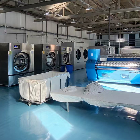 Tionsclaíoch & déantúsaíochta